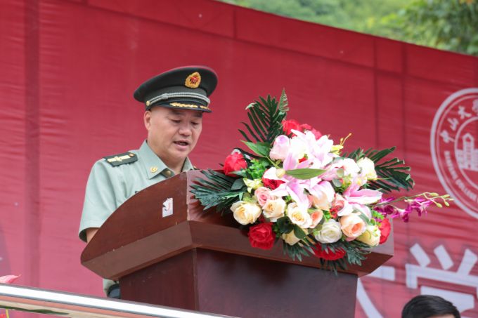 59bb33bbacdf6.jpg 谢军.jpg