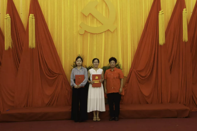 5d1ab38a310f7.png 10.png